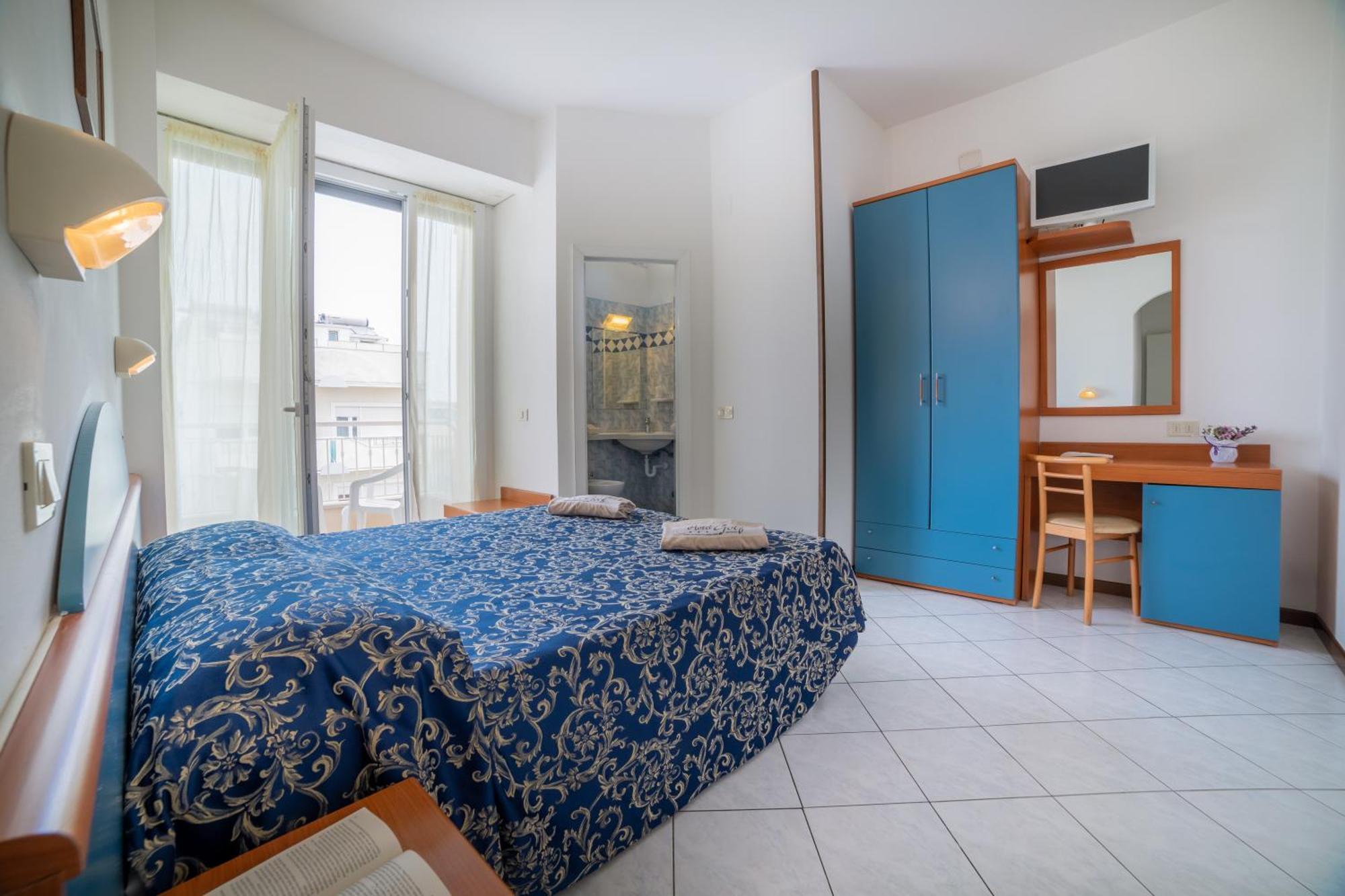 Hotel Golf Cattolica Esterno foto