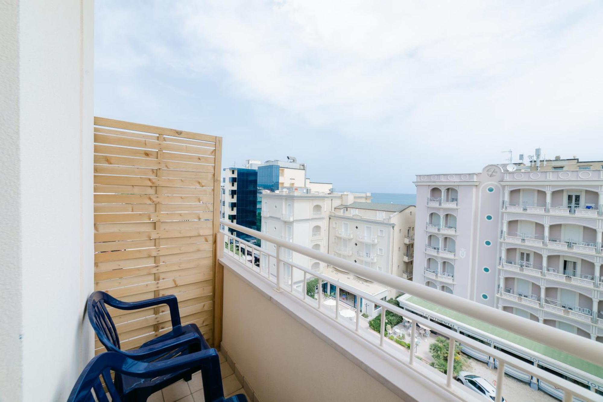Hotel Golf Cattolica Esterno foto